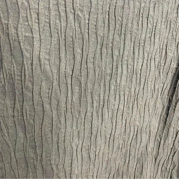 Eileen Fisher 3D Crinkle Minimalistic Quiet Luxury Full Zip Gray Jacket - Picture 7 of 7